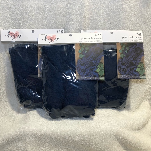 GAUZE TABLE RUNNERS, Navy Blue, 3 New In Package, 8 used once in ziploc - Picture 1 of 9